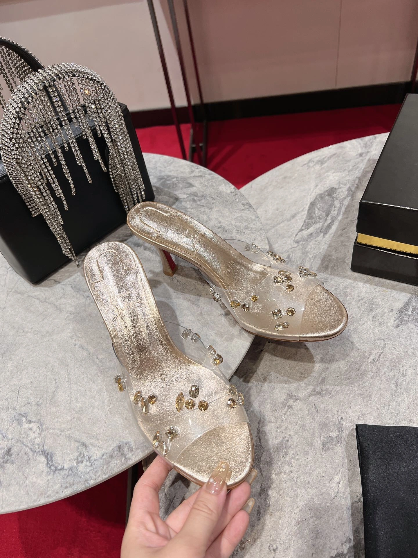 &COCO--- 3230288F642 8.5cmHeel height Degraqueen item：C-X062L1241R